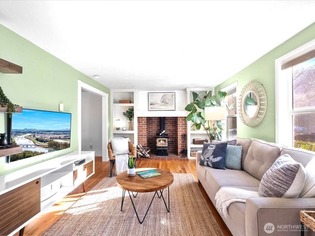 26824 NE Beadonhall Street, Duvall, WA 98019