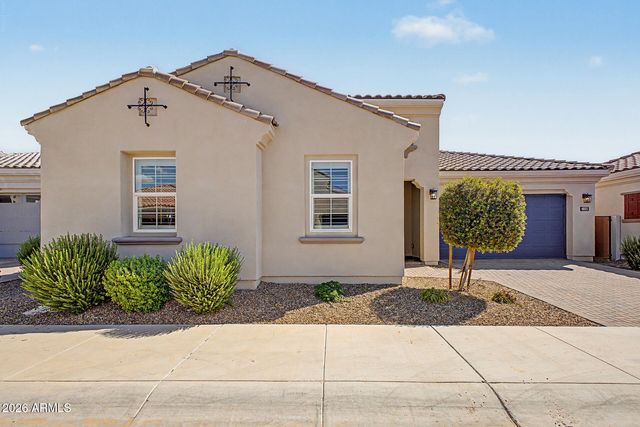 4015 E DAWSON Drive, Chandler, AZ 85249