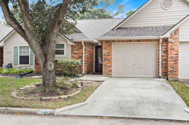 654 W Country Grove Circle, Pearland, TX 77584
