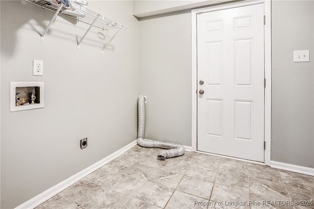 221 Waxhaw Drive, Fayetteville, NC 28314