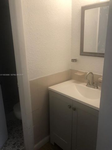250 180th Drive 108, Sunny Isles Beach, FL 33160