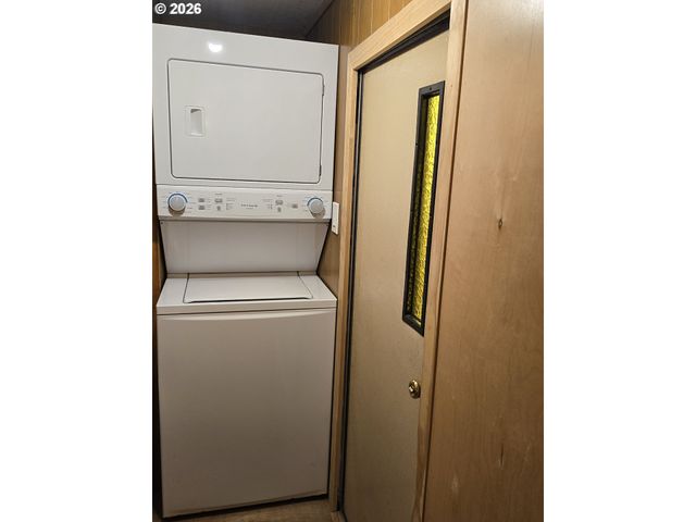 501 DIVISION Ave 28, Eugene, OR 97404