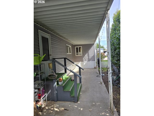 501 DIVISION Ave 28, Eugene, OR 97404