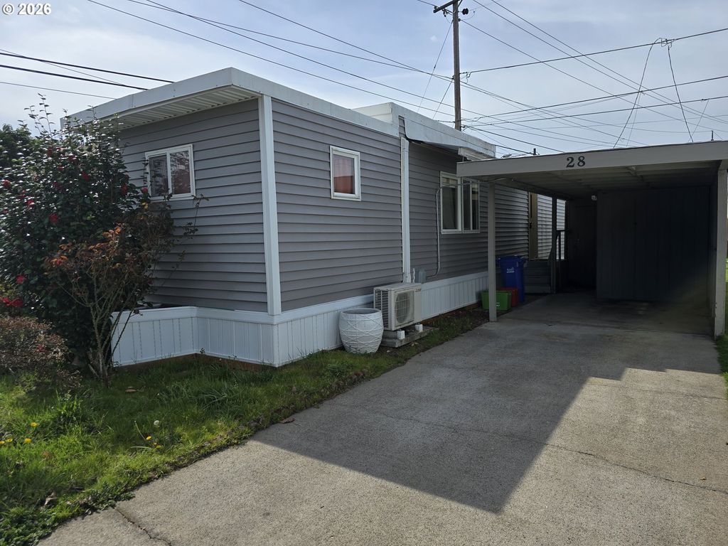 501 DIVISION Ave 28, Eugene, OR 97404