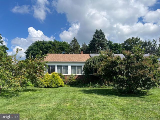 1327 LACEBARK ST, Feasterville Trevose, PA 19053