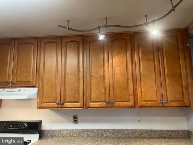 1327 LACEBARK ST, Feasterville Trevose, PA 19053