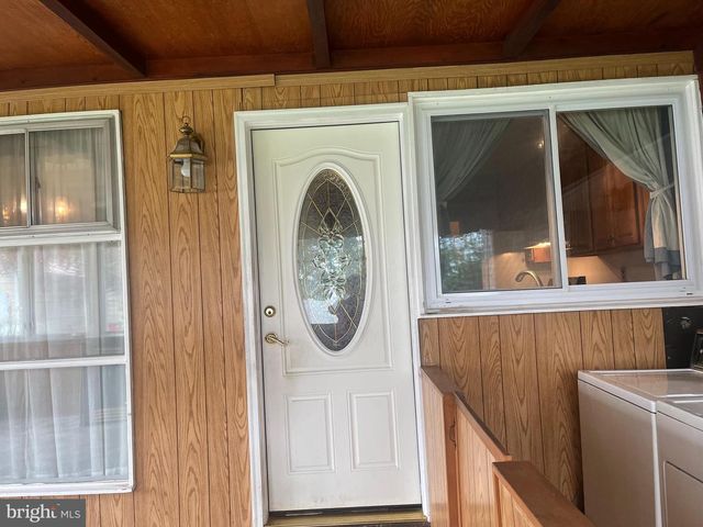 1327 LACEBARK ST, Feasterville Trevose, PA 19053