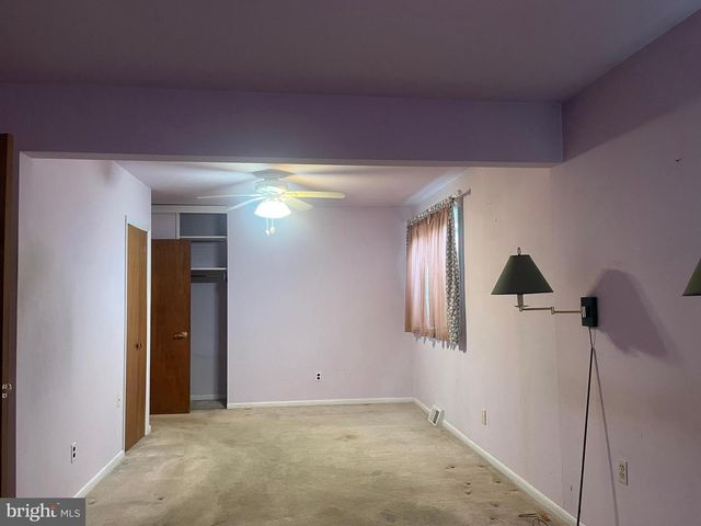 1327 LACEBARK ST, Feasterville Trevose, PA 19053