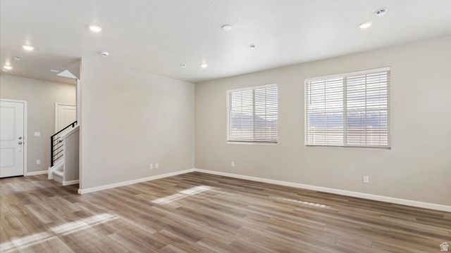 315 E KANAB CREEK DR, Saratoga Springs, UT 84045