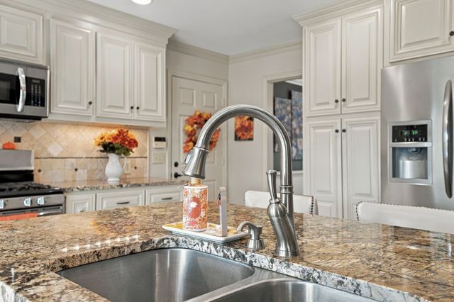 5629 Highland Way, Nashville, TN 37211