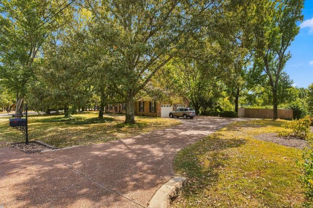 5629 Highland Way, Nashville, TN 37211