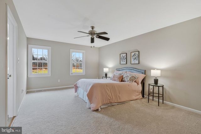 10106 BUSHMAN DR, Oakton, VA 22124