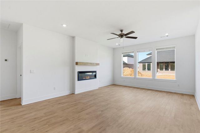 2340 Max Avenue, Bentonville, AR 72713