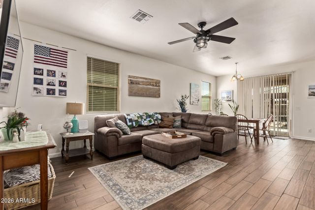 18003 W IDA Lane, Surprise, AZ 85387