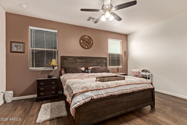 18003 W IDA Lane, Surprise, AZ 85387