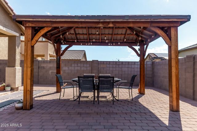 18003 W IDA Lane, Surprise, AZ 85387