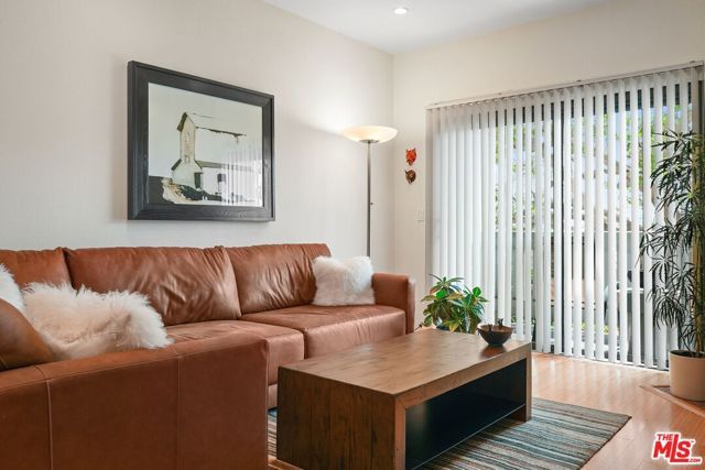 8160 Manitoba Street 113, Playa Del Rey (los Angeles), CA 90293