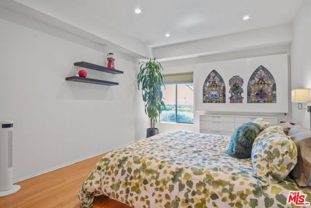 8160 Manitoba Street 113, Playa Del Rey (los Angeles), CA 90293