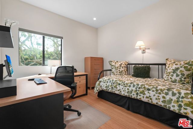 8160 Manitoba Street 113, Playa Del Rey (los Angeles), CA 90293