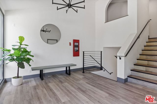 8160 Manitoba Street 113, Playa Del Rey (los Angeles), CA 90293