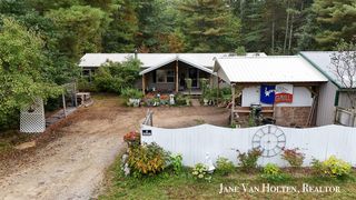 20449 W Gates Road, Howard City, MI 49329