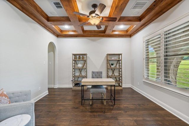 303 Bella Montagna CIR, Austin, TX 78734