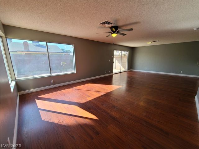 6751 Ledgewood Drive 6751, Las Vegas, NV 89103