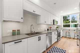 2106 NE 85th Street #E, Seattle, WA 98115