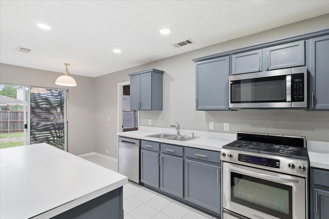2457 Eagle Mountain Drive, Little Elm, TX 75068