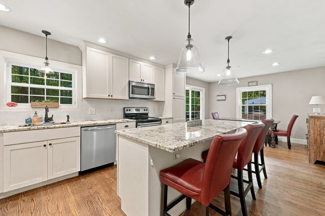 59 West Street, Methuen, MA 01844
