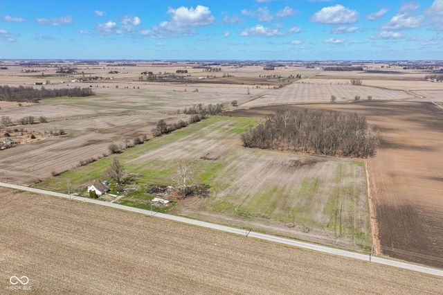 9562 E 500 N, Whitestown, IN 46075