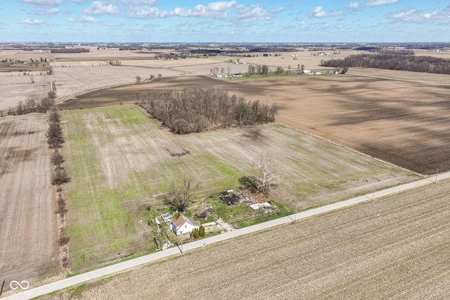 9562 E 500 N, Whitestown, IN 46075