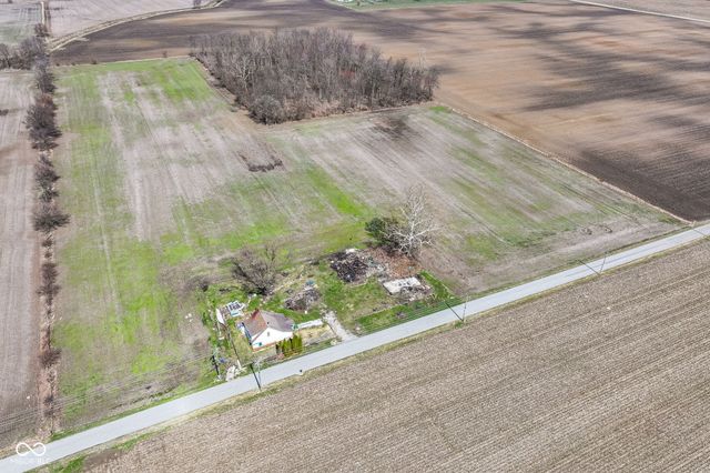 9562 E 500 N, Whitestown, IN 46075