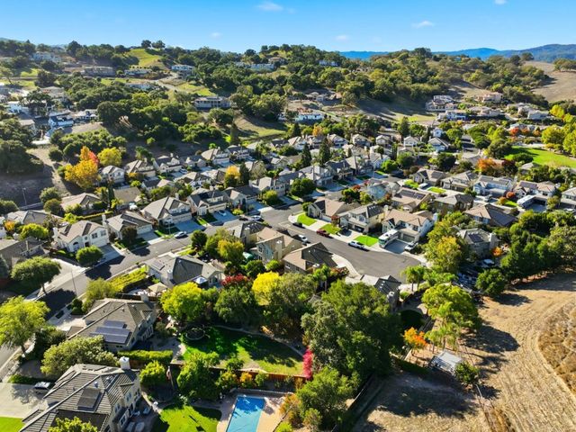 9232 Kestrel Court, Gilroy, CA 95020