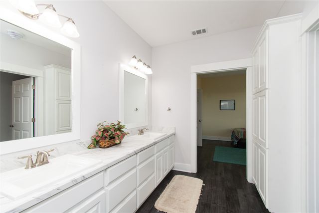 4948 Woodlawn Road, Lorena, TX 76655