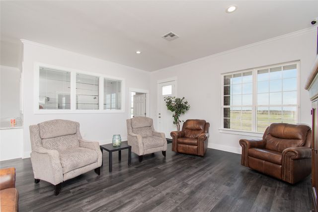 4948 Woodlawn Road, Lorena, TX 76655