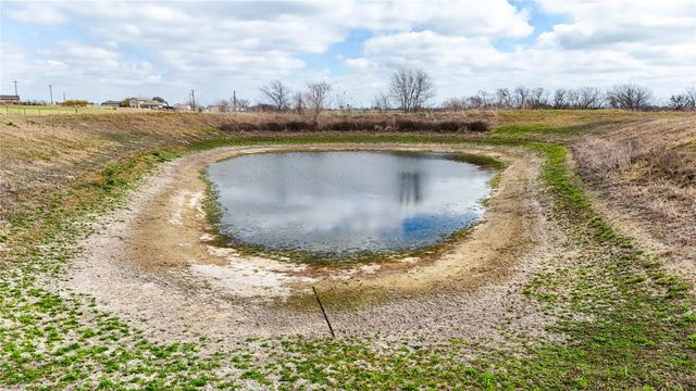 4948 Woodlawn Road, Lorena, TX 76655