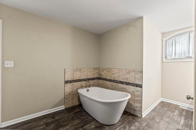 7720 Richardson Lane, Tinley Park, IL 60487