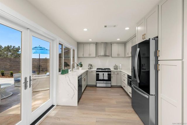 14186 Half Moon Bay Dr, Del Mar, CA 92014