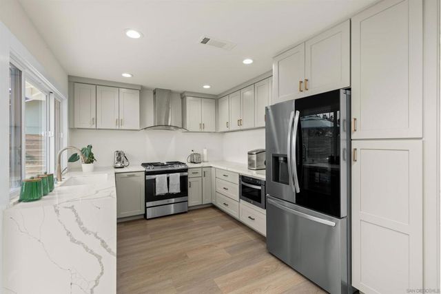 14186 Half Moon Bay Dr, Del Mar, CA 92014