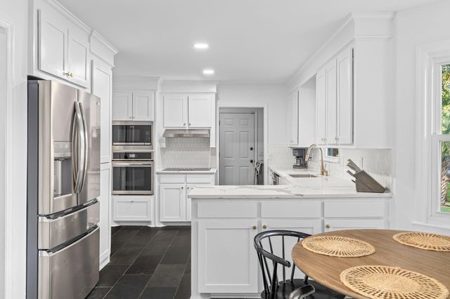 23 Charlyn Drive, Charleston, SC 29407