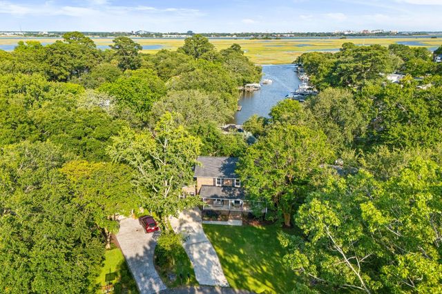 23 Charlyn Drive, Charleston, SC 29407