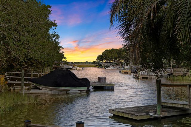 23 Charlyn Drive, Charleston, SC 29407