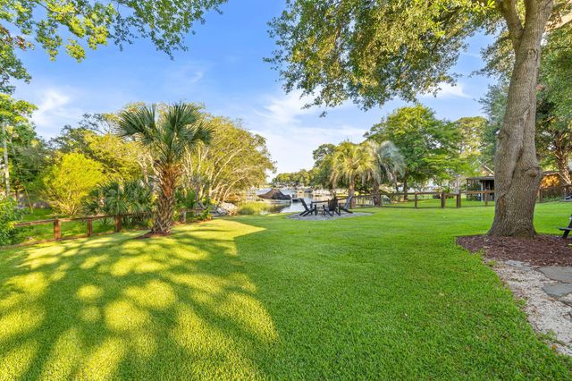 23 Charlyn Drive, Charleston, SC 29407