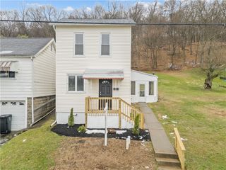 5824 Holsing St, Elizabeth Twp/boro, PA 15135