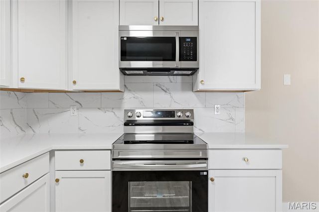 288 Carriage Court, Washington, MO 63090