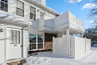 288 Carriage Court, Washington, MO 63090