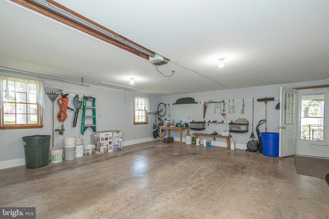 225 PARKVIEW CT, Harleysville, PA 19438