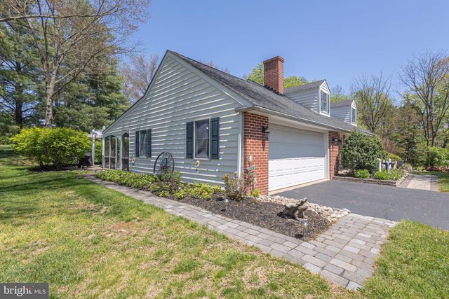 225 PARKVIEW CT, Harleysville, PA 19438