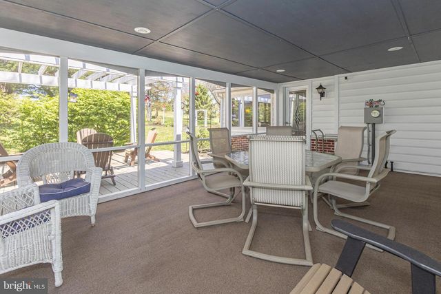 225 PARKVIEW CT, Harleysville, PA 19438